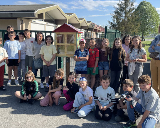 Le CMJ inaugure ses cabanes à livres