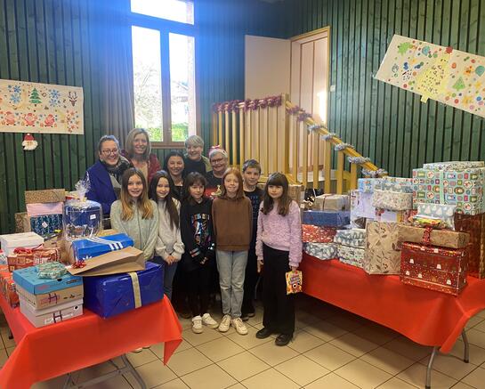 Des cadeaux pour les Restos du Coeur 